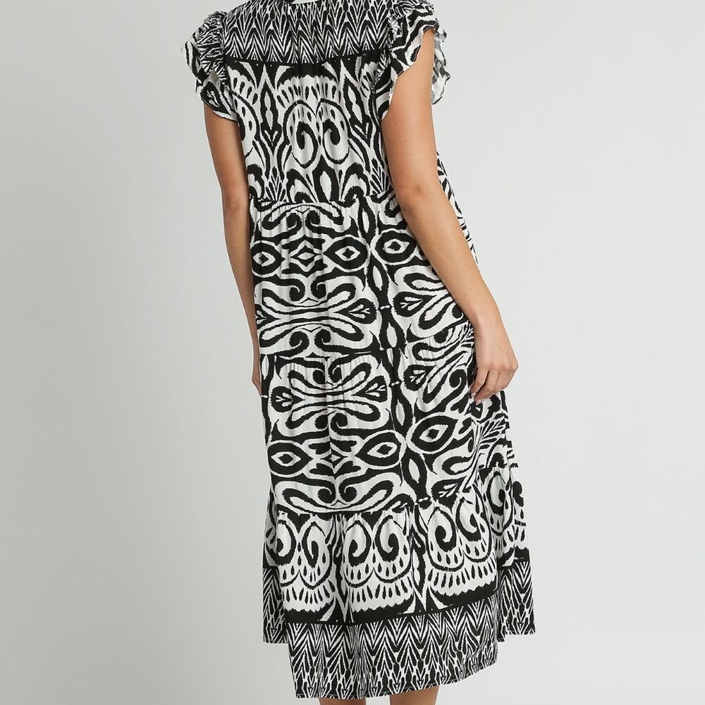 Umgee Full Size Two Tone Border Print Ruffle Cap Sleeve Midi Dress Plus Size 🛍️ - Picture 4 of 6